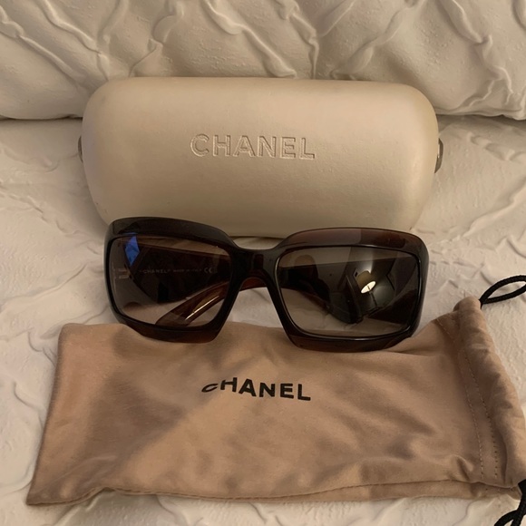 CHANEL Accessories - Classic Chanel Sunglasses